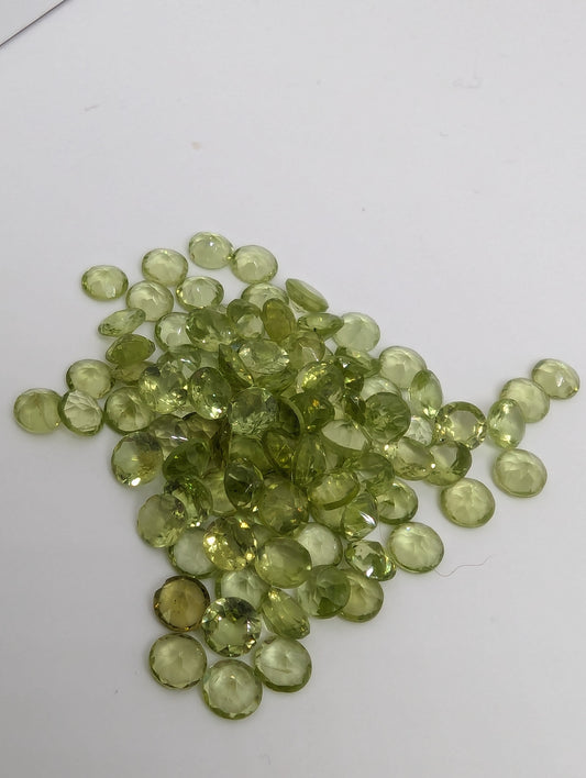 Peridot Calibrated Rounds - 4mm Facets