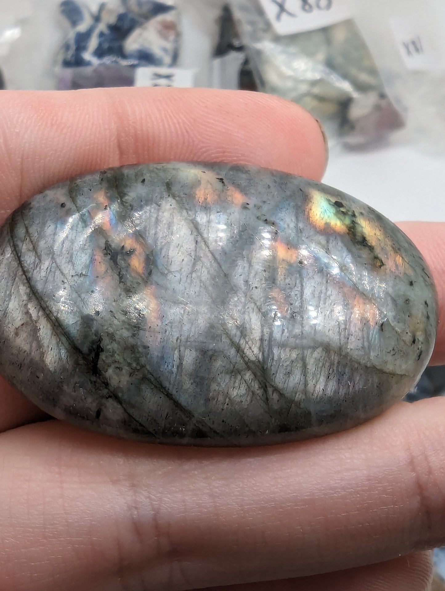 Purple Labradorite Cabochon - Unique Flash - 108.55cts(21.70g)