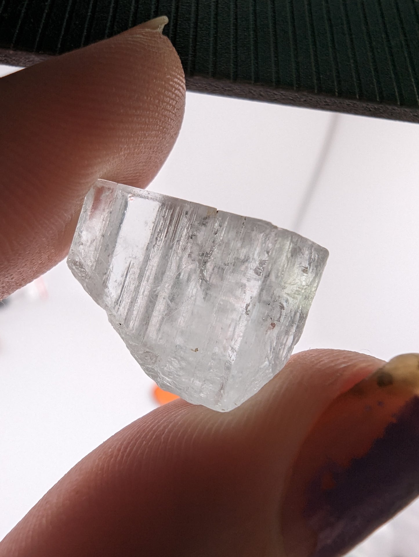 Aquamarine Flattop Crystal - 21.60cts(4.32g) -
25mm