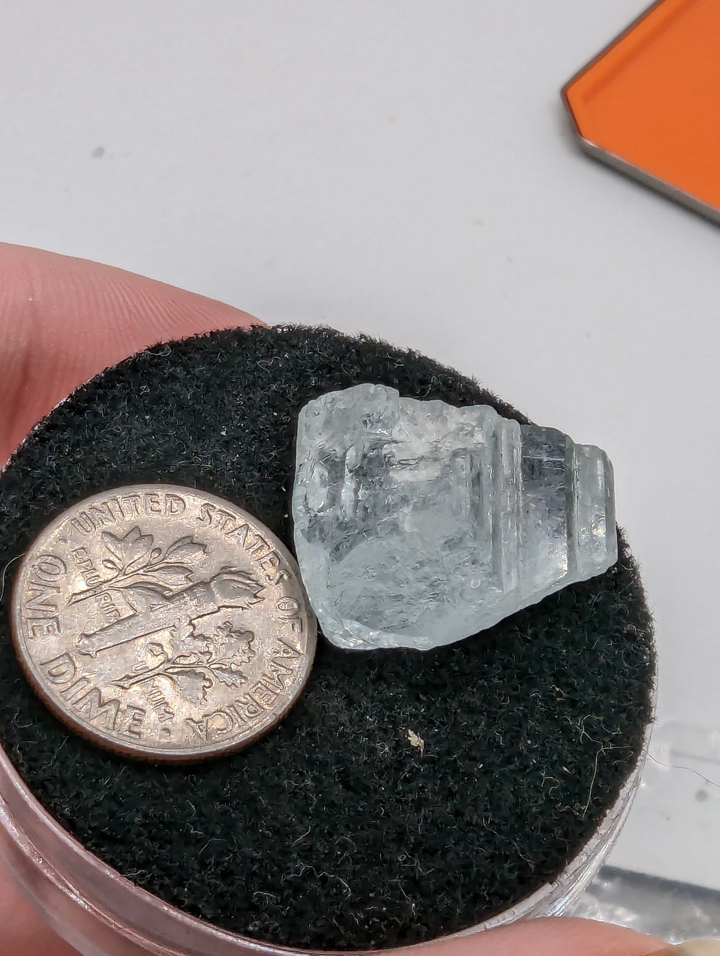 Aquamarine Flattop Crystal - 21.60cts(4.32g) -
25mm