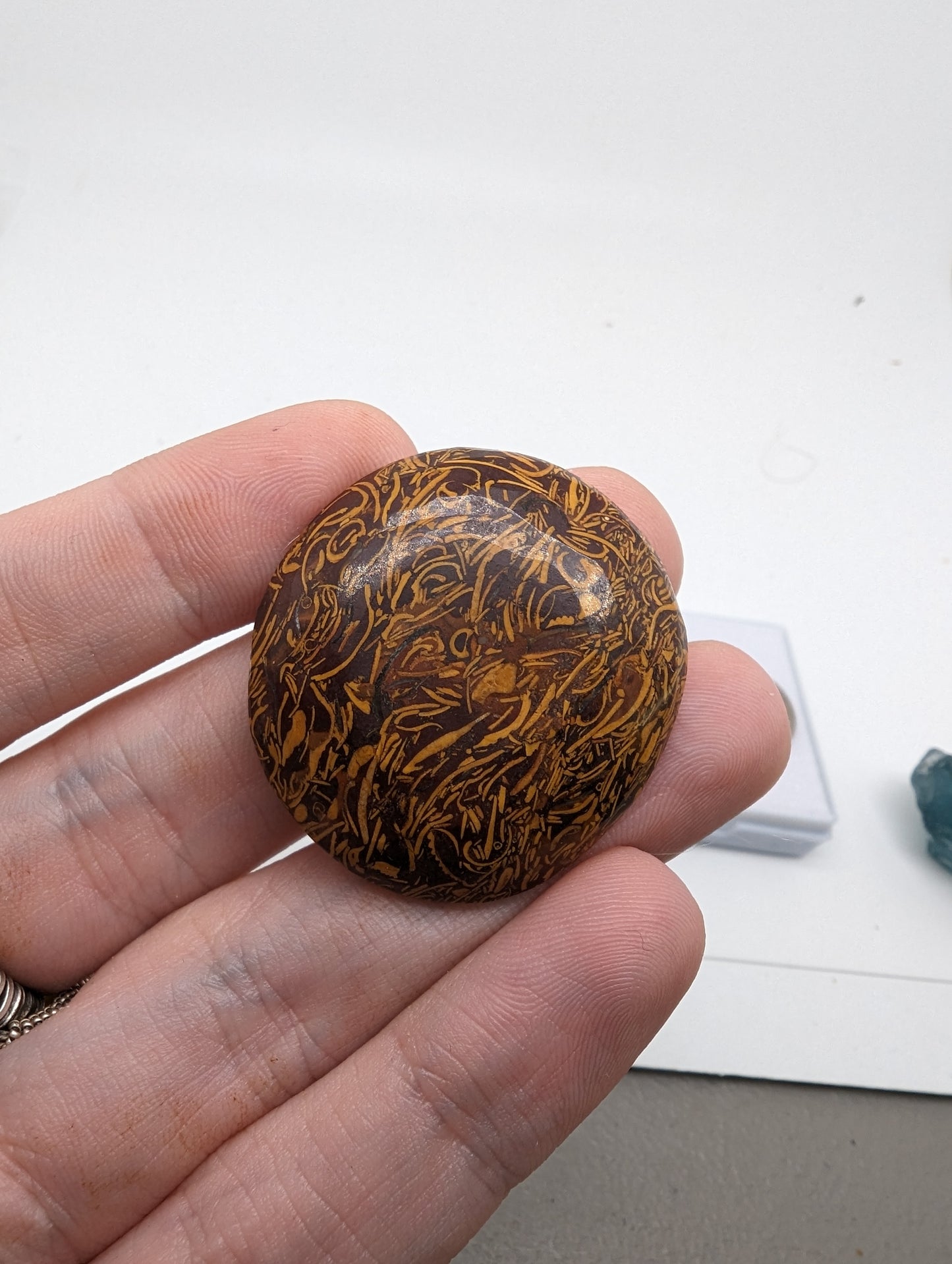 Calligraphy Jasper - 
71.80cts(14.37g) - 36mm