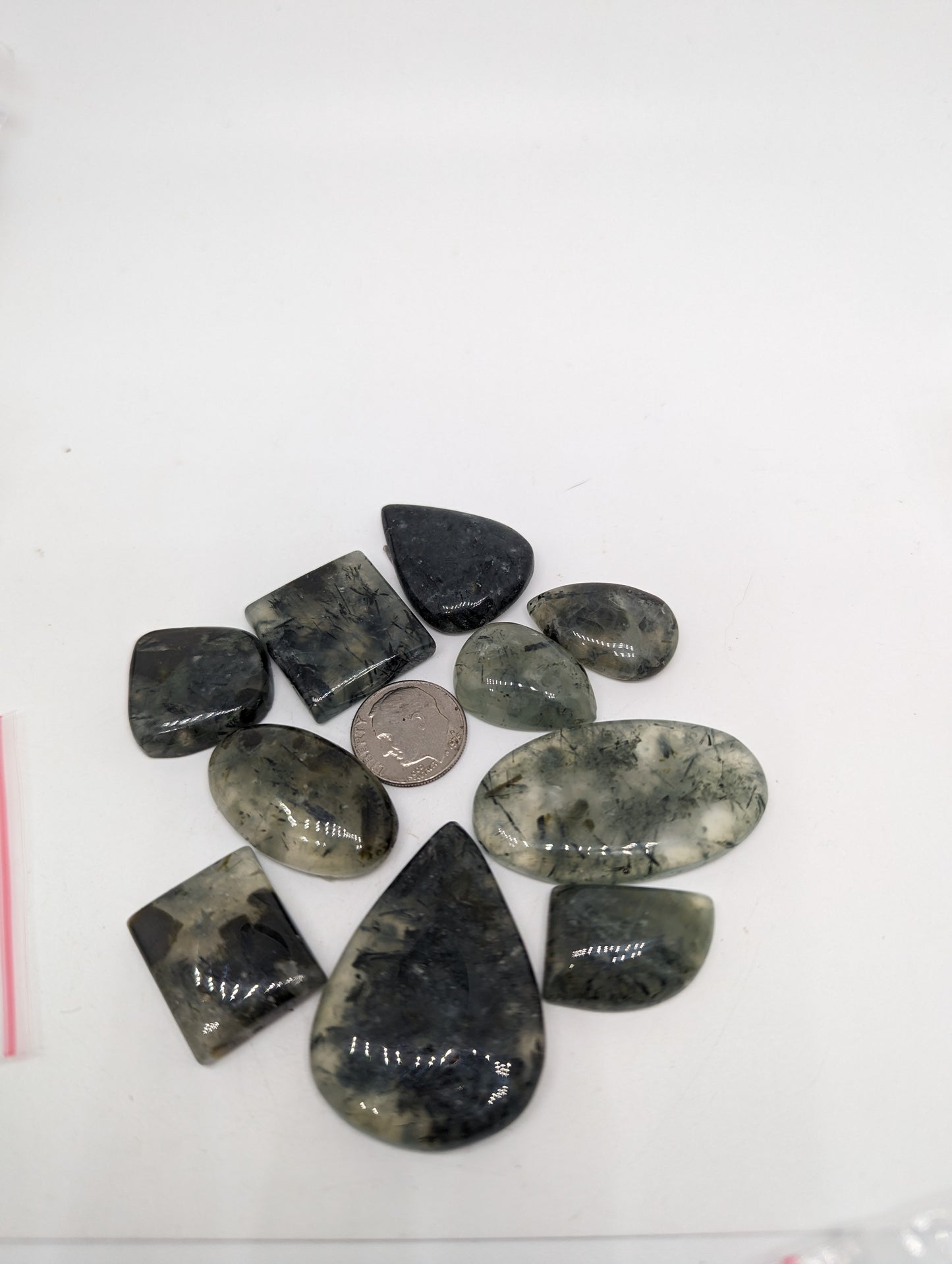 Prehnite with Epidote inclusions
- 10pcs - 400cts(80g)