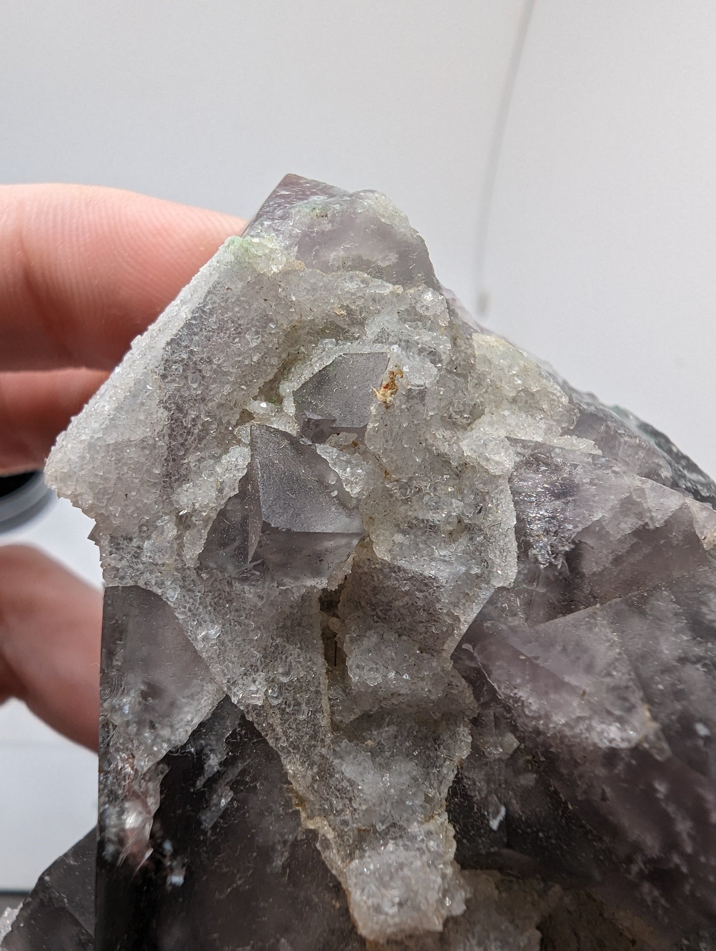 Flourite Specimen - 415g(14.65oz) -
90mm*68mm*52mm