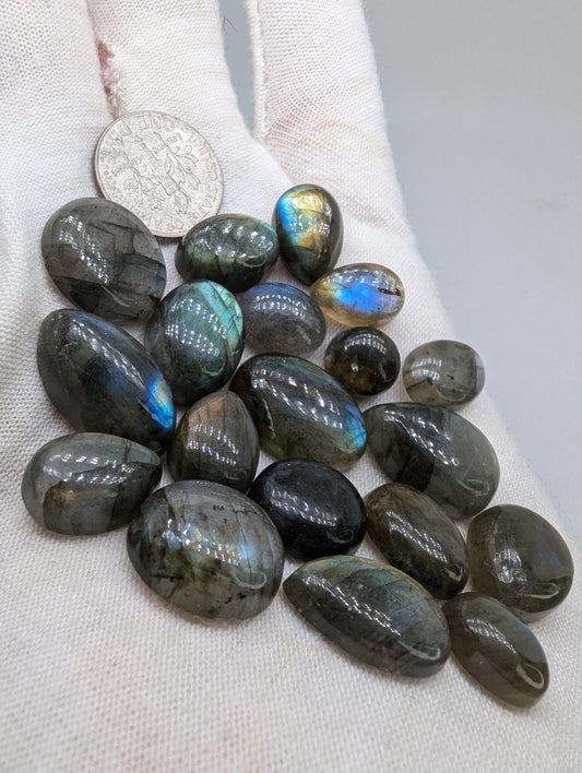 Labradorite Cabochon Lot -  20pcs - 131.7cts(26.34g) - Jewelry Sized - Rainbow Flash - V54