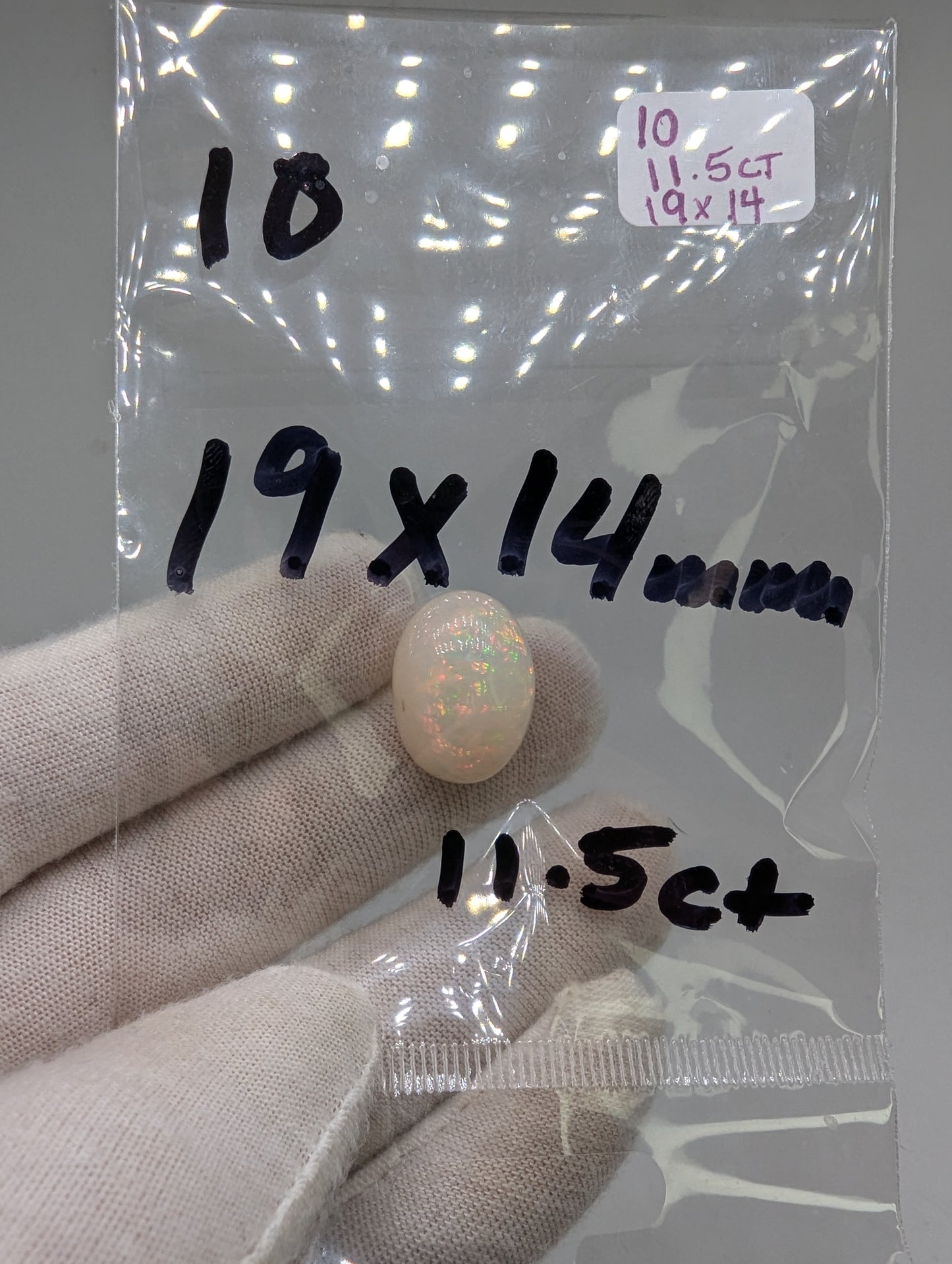 Ethiopian Welo Opal Cab - Oval  -  19*14mm - 11.5cts - OPP10