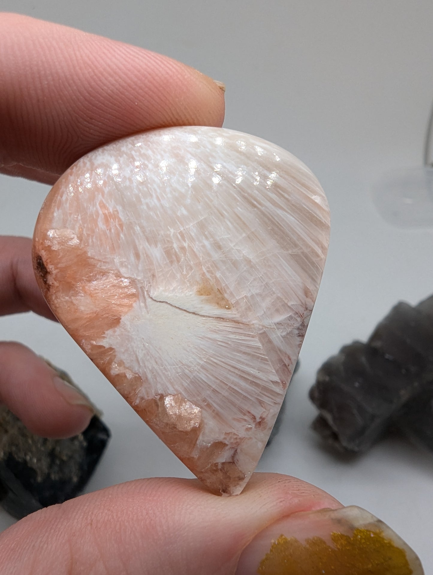 Pink Scolecite Pear Cabochon - 69.65cts(13.93g) - 41*34*9mm - v61