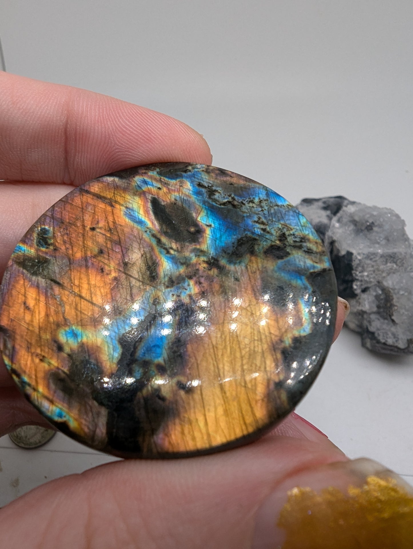 Labradorite Cabochon - Sunset Flash - 161.40cts(32.28g) - 45mm round - v62