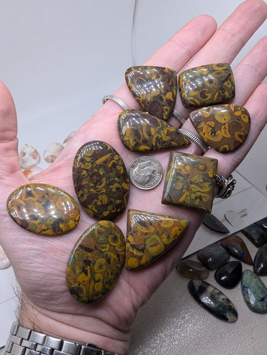 Fruit jasper Cabochons Lot - 9pcs - 408.05cts(81.64g) - V67