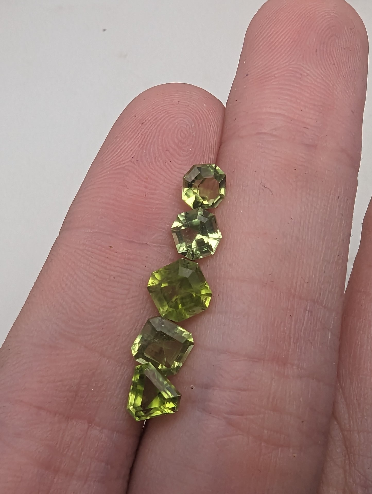 Peridot Facet Lot - 5pcs - 4.75cts - Whole Lot