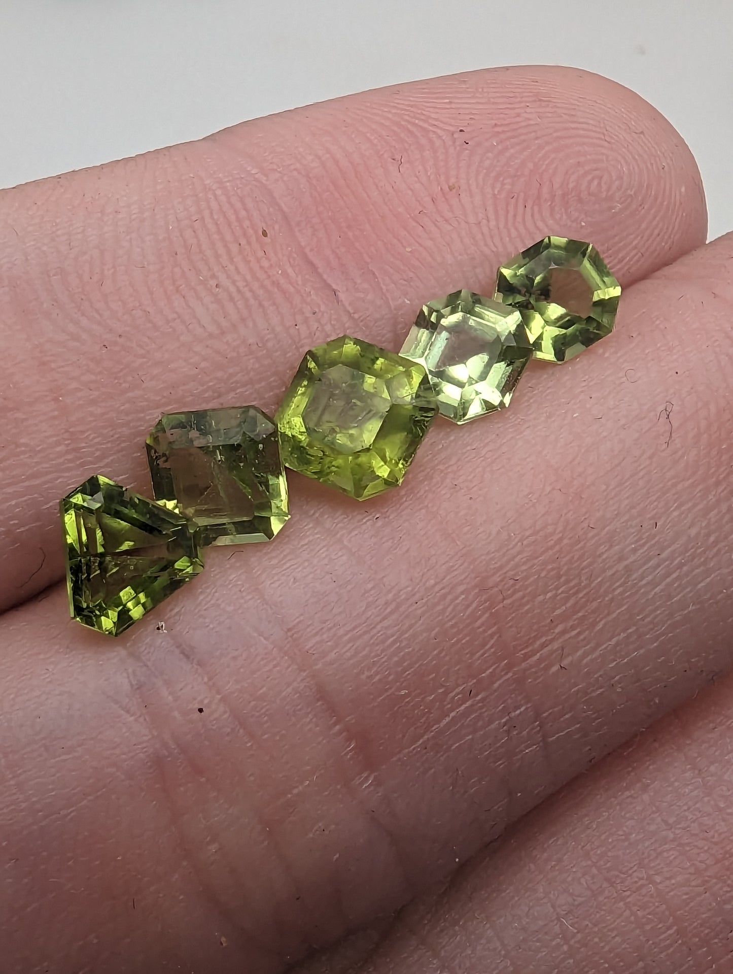 Peridot Facet Lot - 5pcs - 4.75cts - Whole Lot