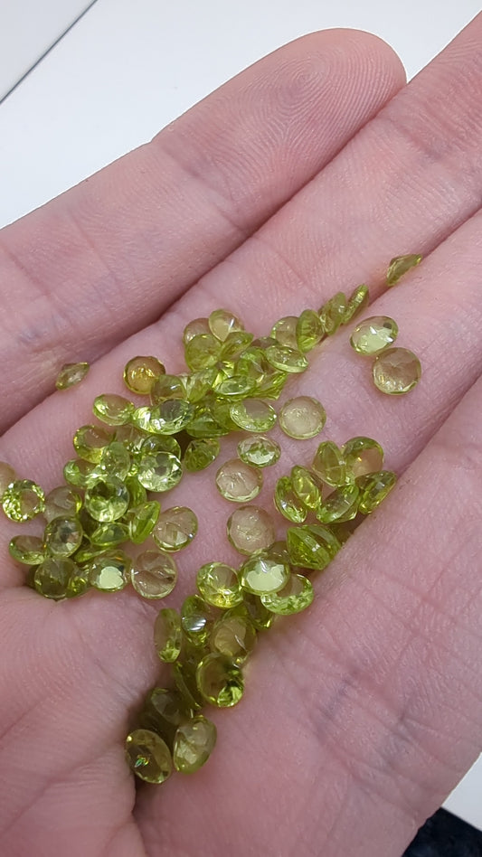 Peridot Calibrated Rounds - 4mm Facets