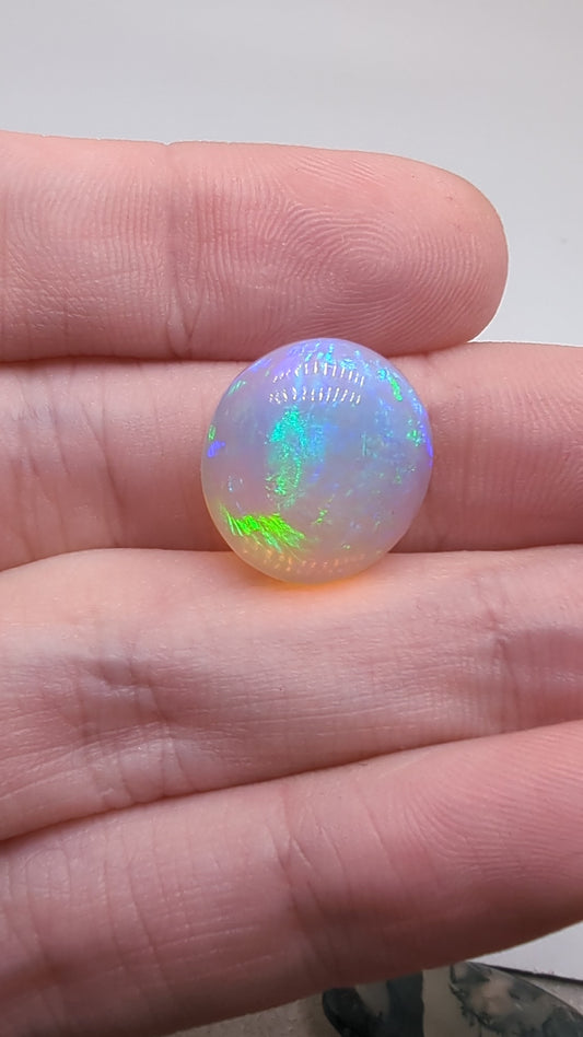 Ethiopian Welo Opal Cab - Roundish - 17*15mm - 9.5cts - OPP30