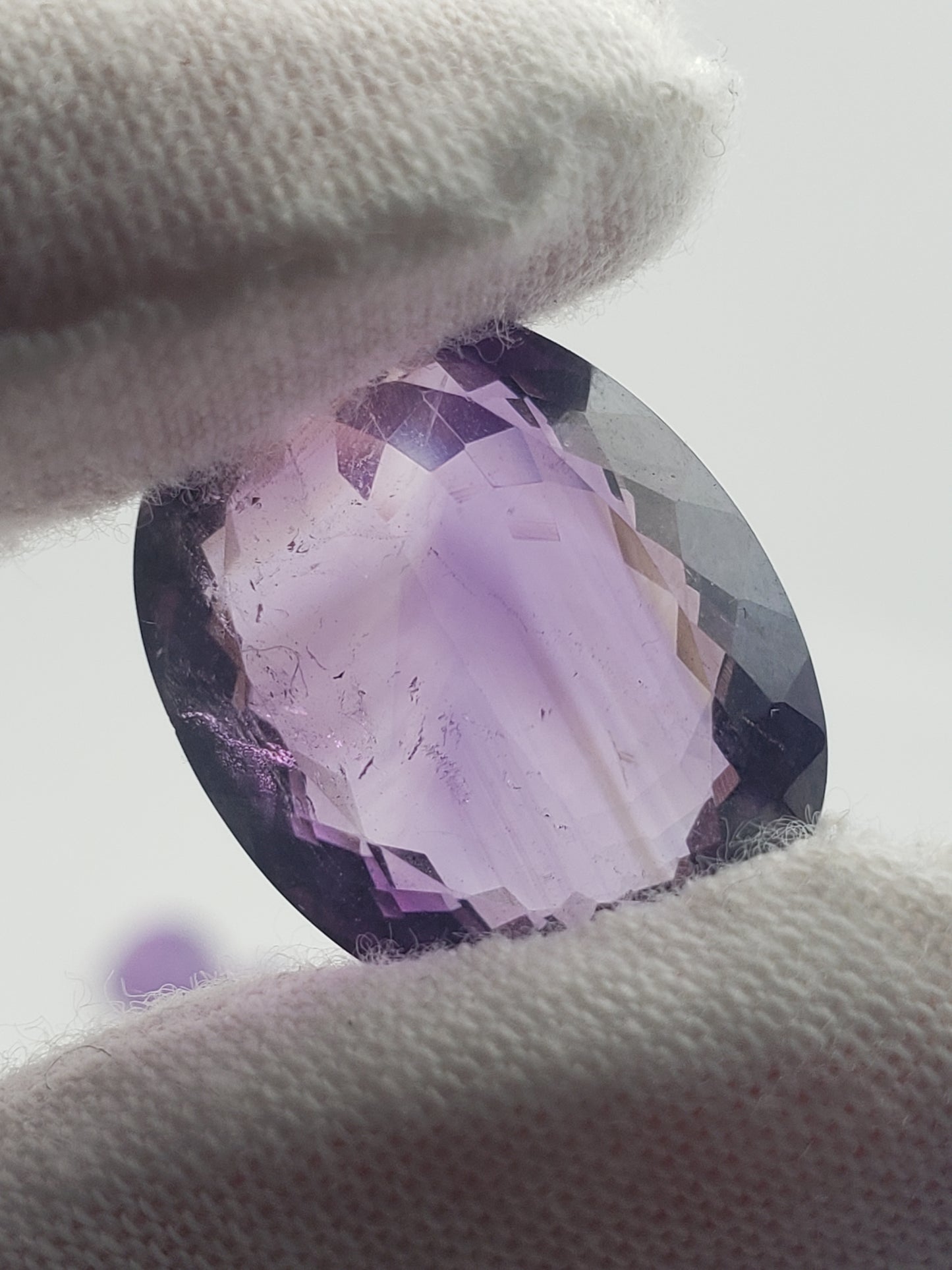 Amethyst Facets - Large - Chevrons - 14.50-25.00 carats per piece