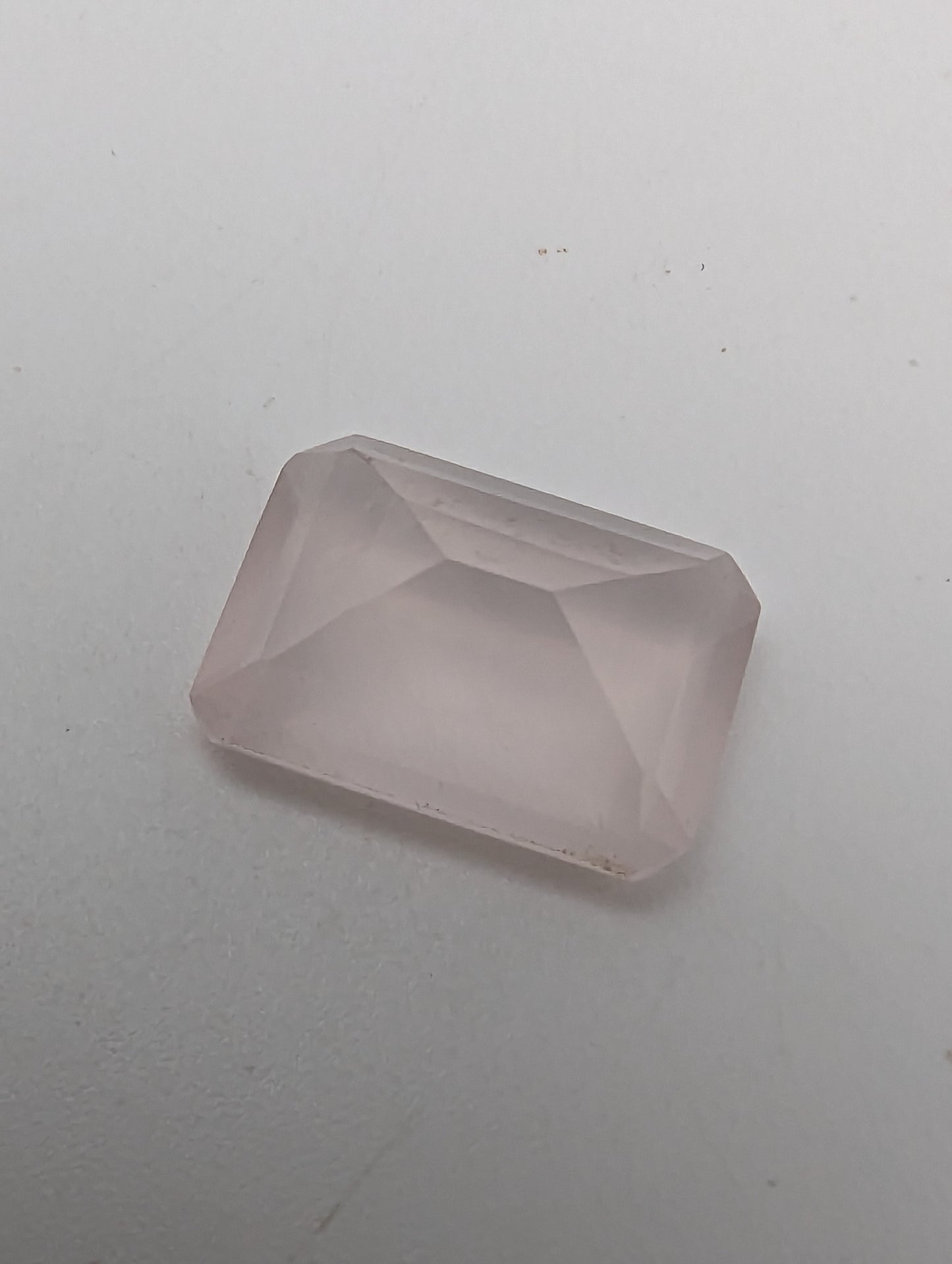 Rose Quartz Facet - 13.5mm - 6cts