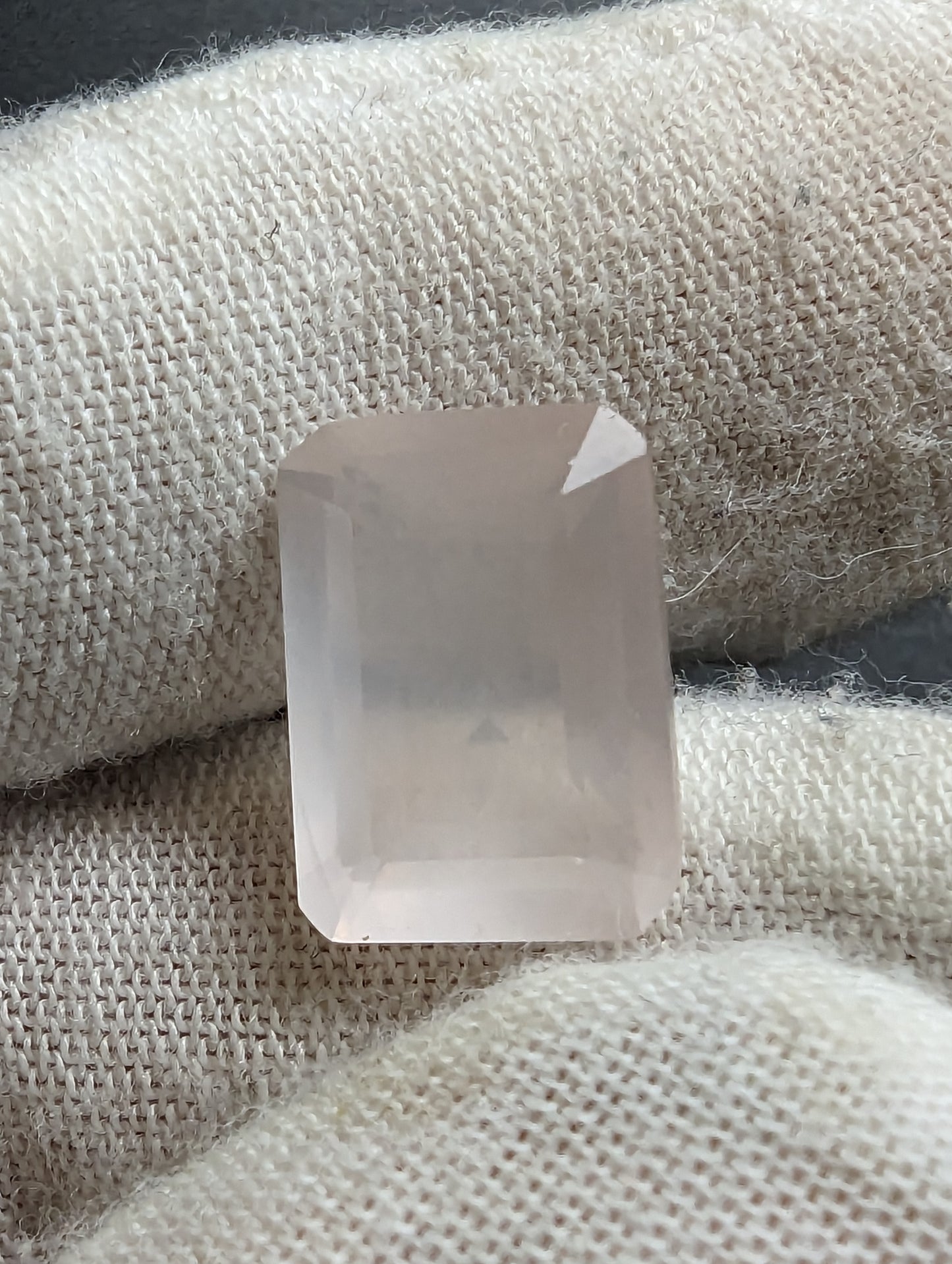 Rose Quartz Facet - 13.5mm - 6cts