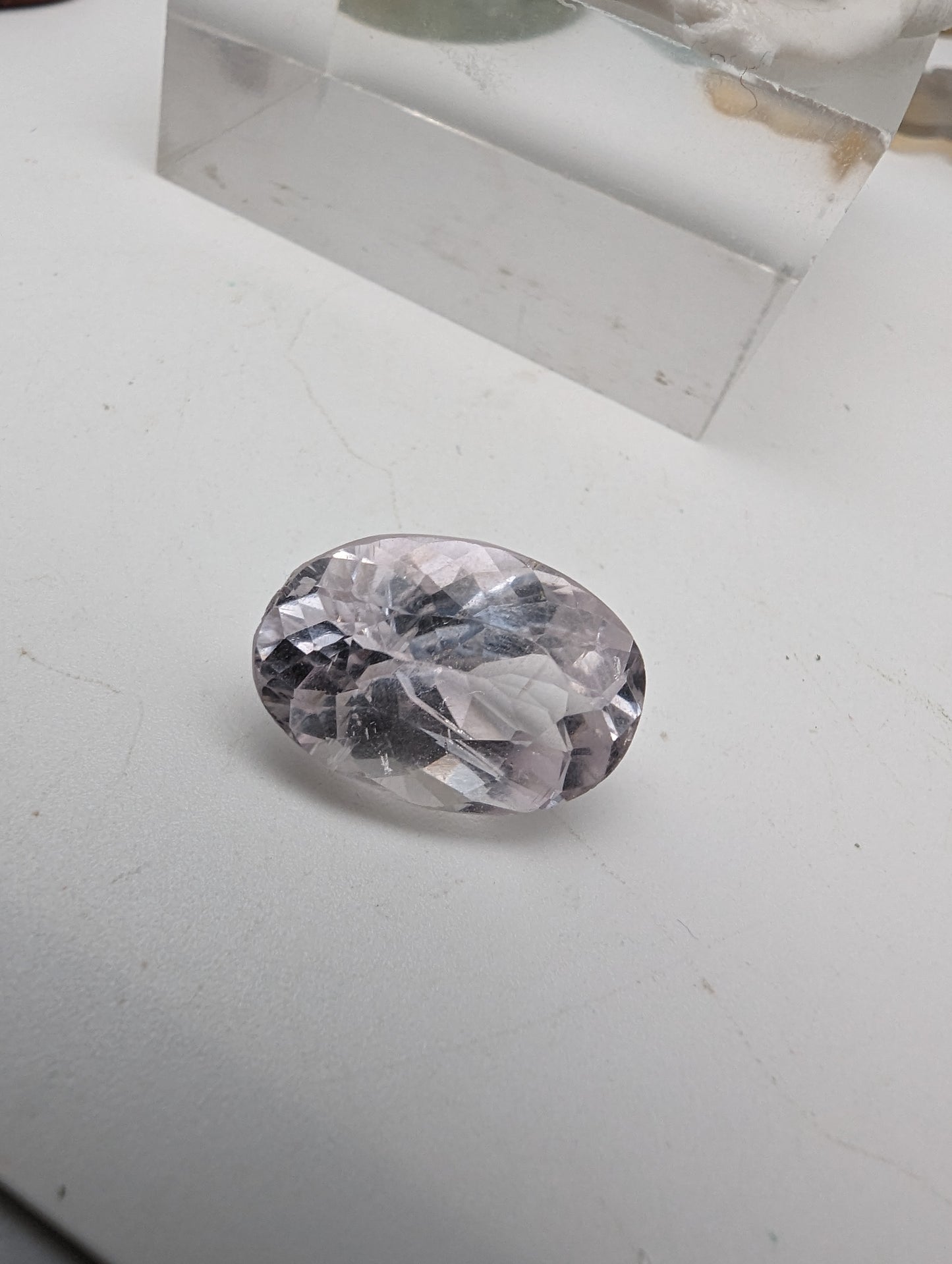 Kunzite Oval Facet - Lilac - 10.75cts - 16mm