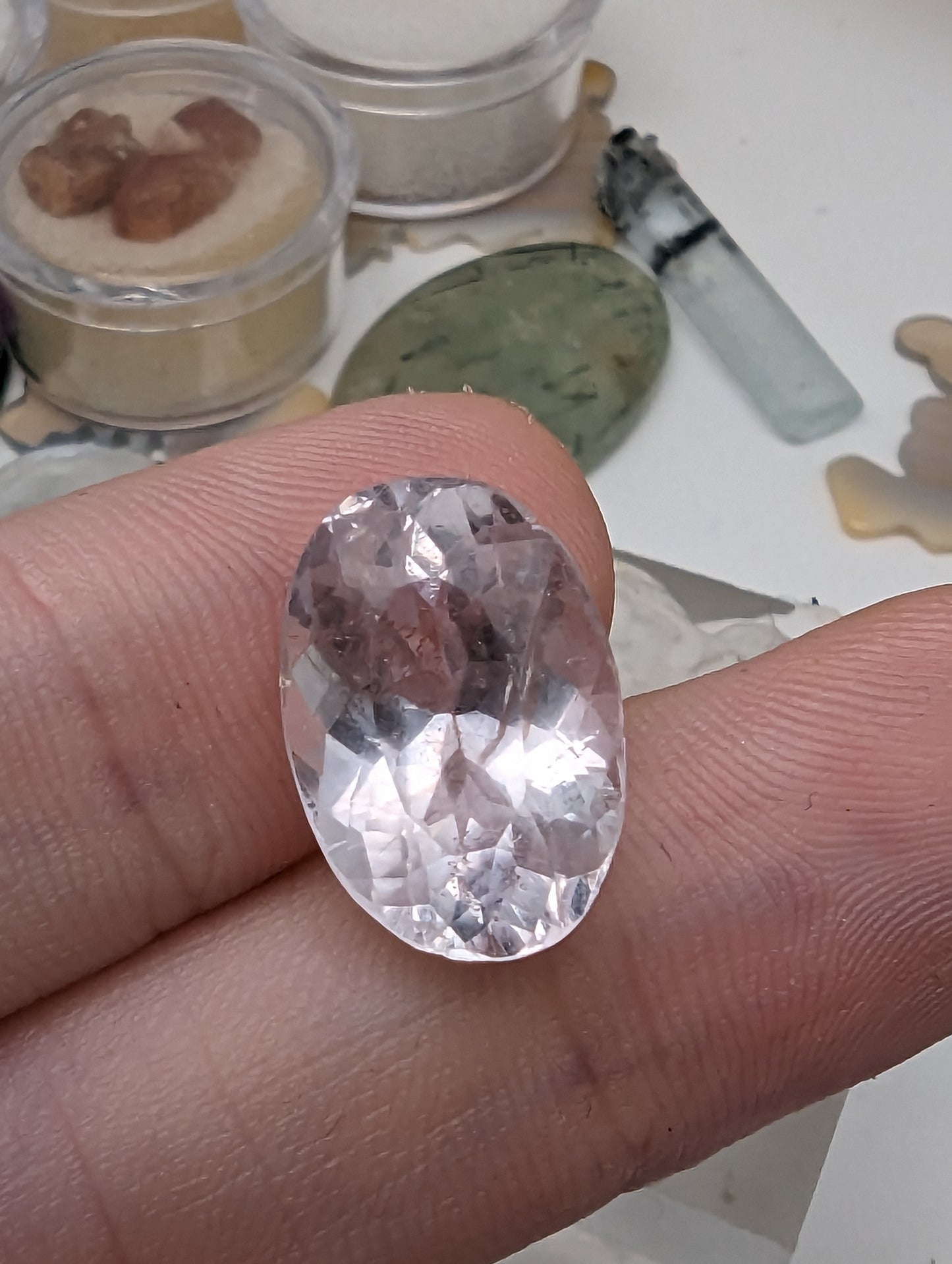 Kunzite Oval Facet - Lilac - 10.75cts - 16mm