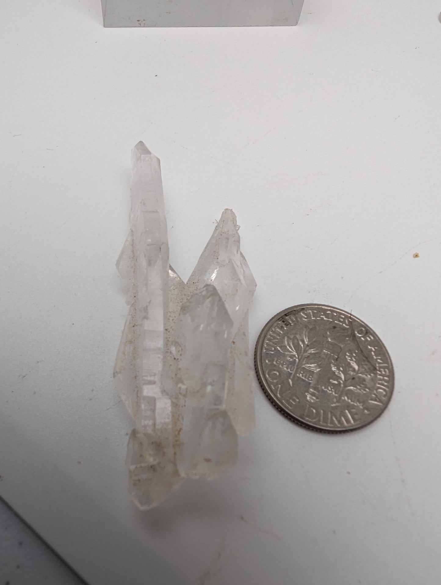 Faden Quartz Cluster  Excellent Twinning - 6.3g