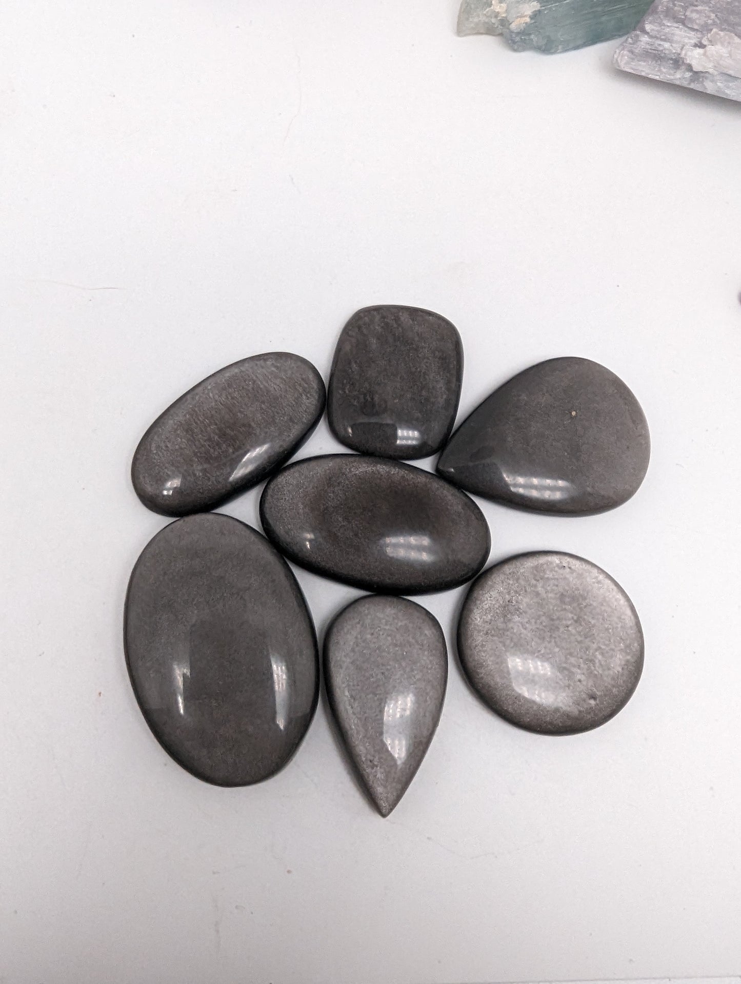 Silver Sheen Obsidian - 7 pieces - 54.4g