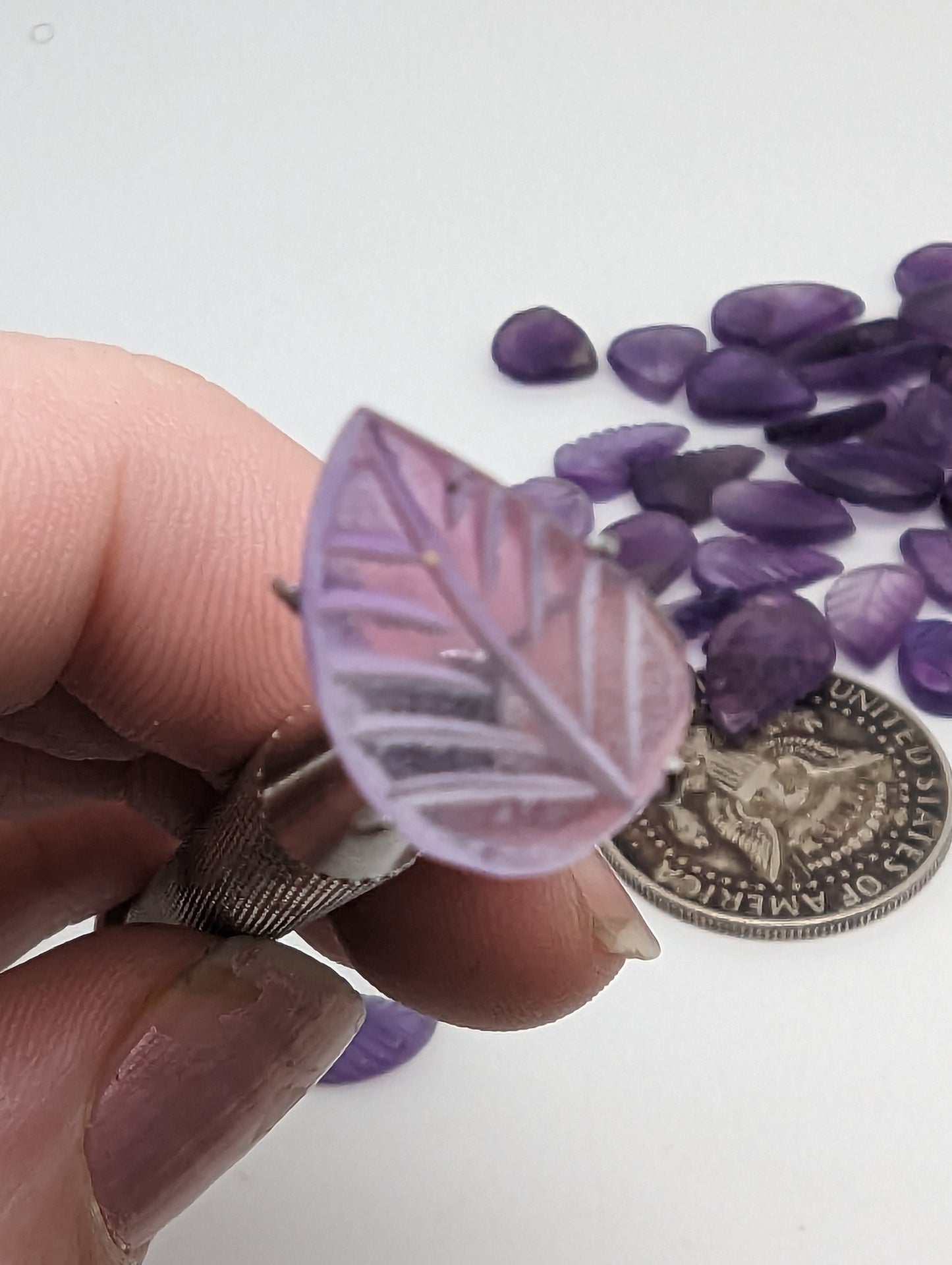 Amethyst Leaf Carvings - 10-20mm